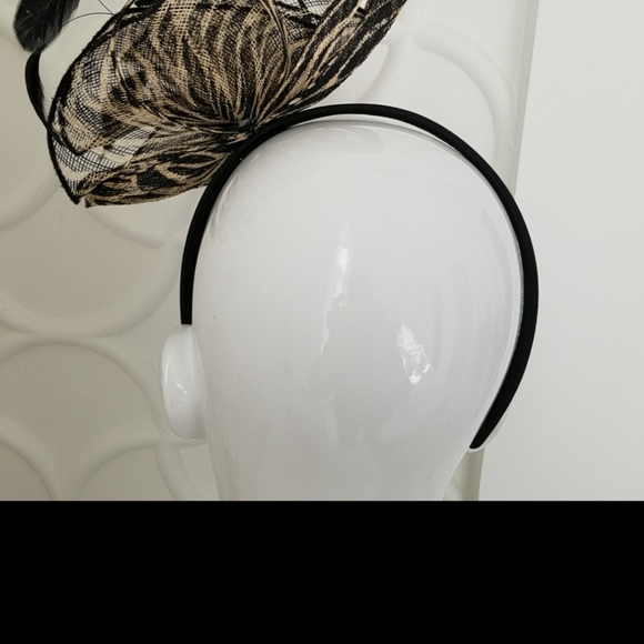 Jaqueline Kent fascinator NWT - Picture 4 of 6